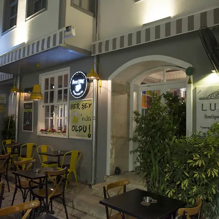 Luna Boutique Отель 2*